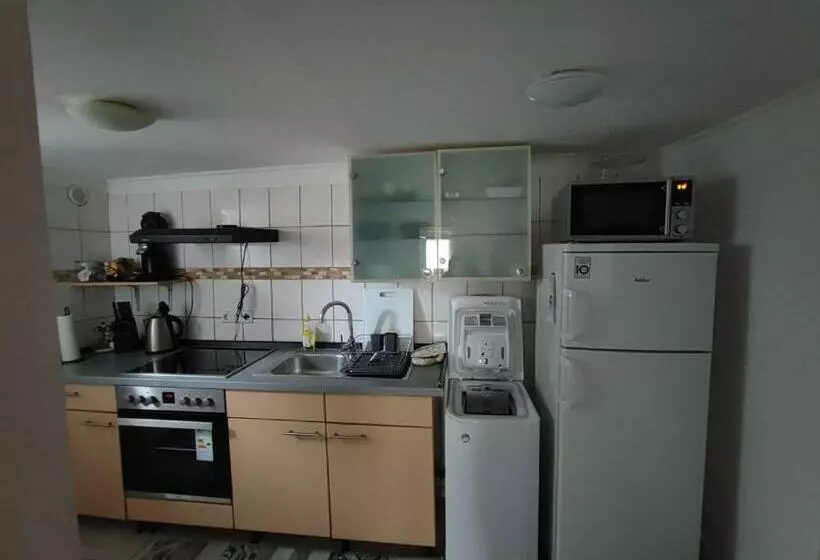 Studio Ferienwohnung Untergeschoss