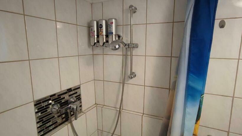 Studio Ferienwohnung Untergeschoss