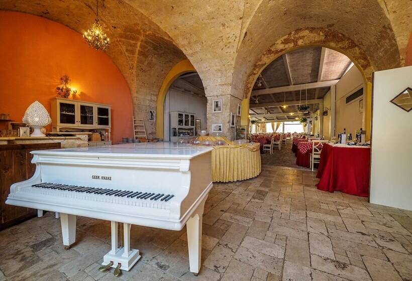 فندق Antica Masseria Rottacapozza