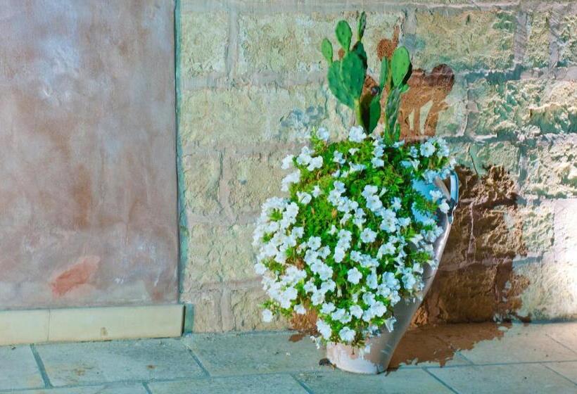 فندق Antica Masseria Rottacapozza