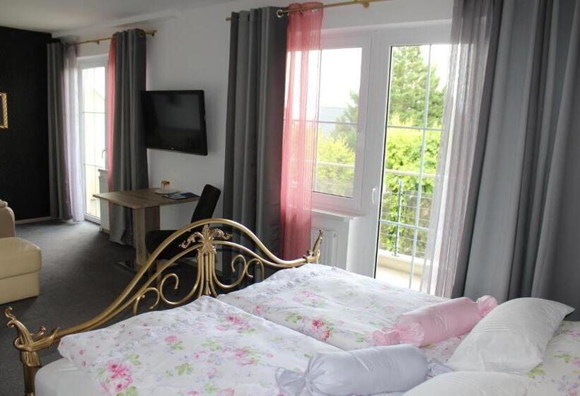 Hotell Das Mittelpunkt