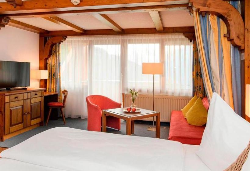 ホテル Fernblick Montafon