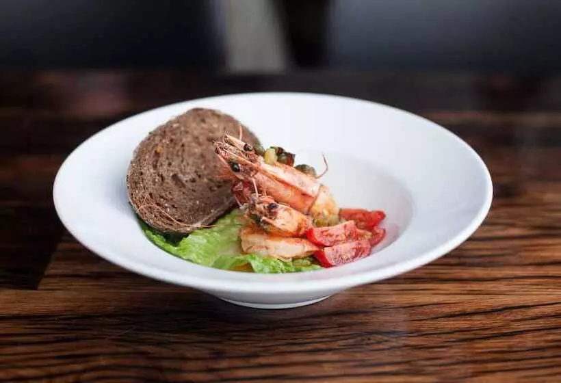 בית מלון כפרי Finn