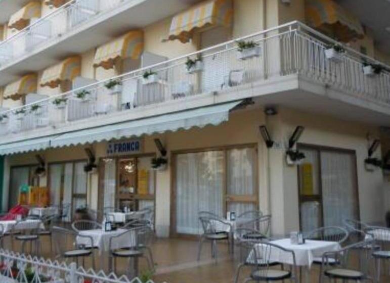 هتل Franca