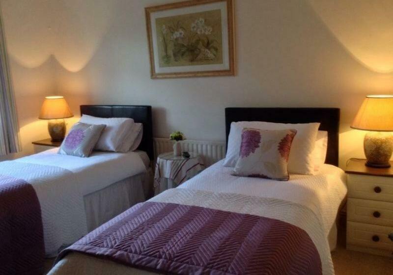 בית מלון כפרי Glencurrah House B&b