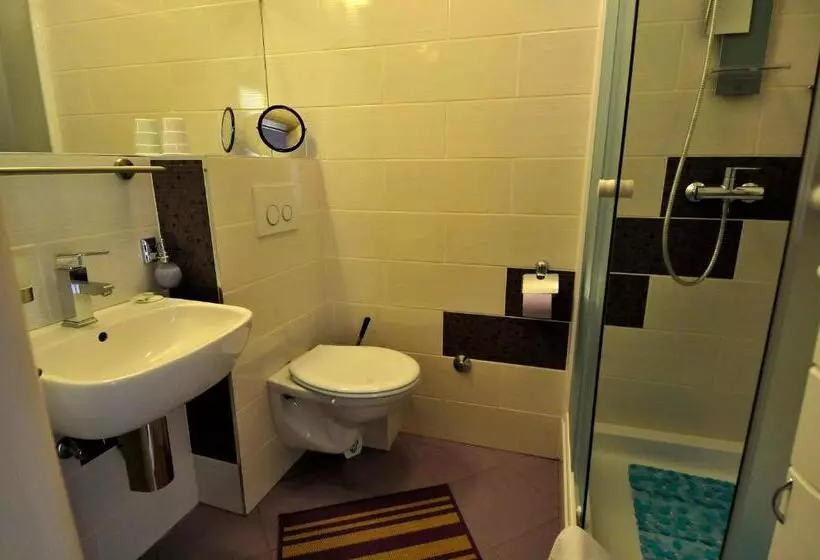 Hotelli Haus Am Meer Cavtat