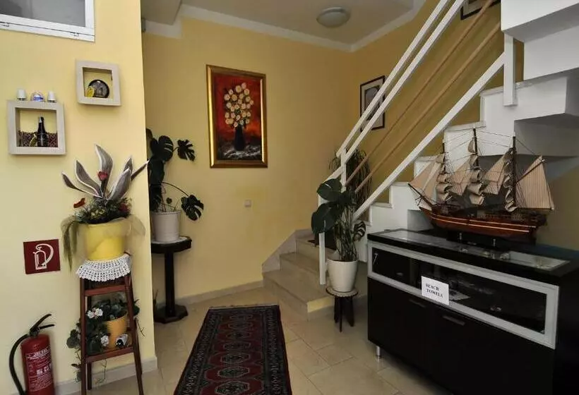 Hotelli Haus Am Meer Cavtat