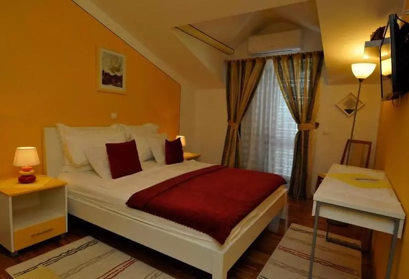 Hotelli Haus Am Meer Cavtat