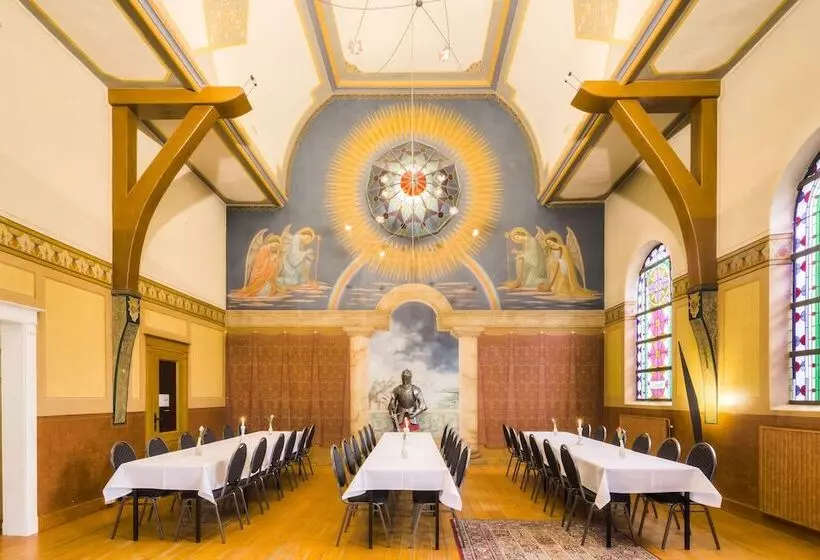 Отель Kasteel Doenrade