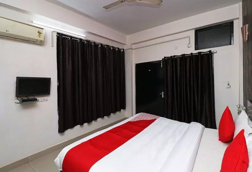 Hotel Treebo White Inn