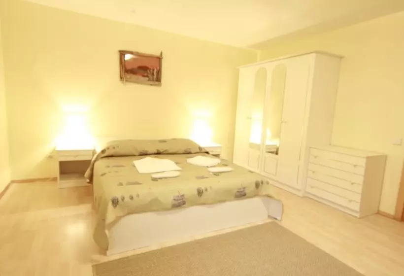 هتل Viesbutis Vaivorykste