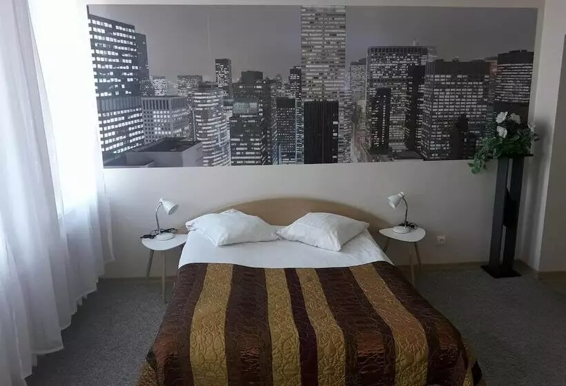 هتل Viesbutis Vaivorykste