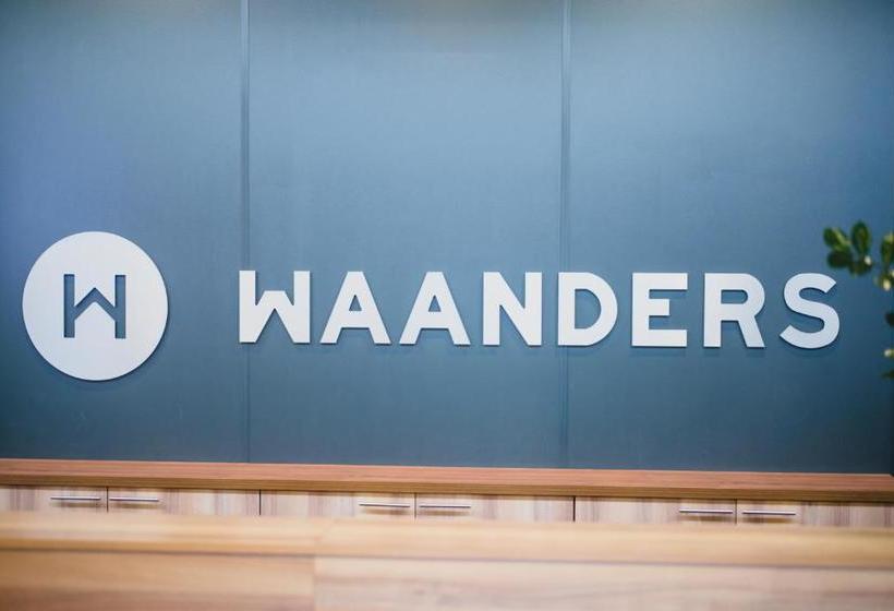 فندق Waanders
