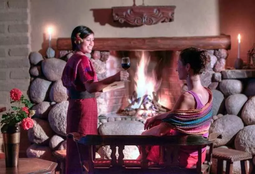 Laguna Lodge Eco Resort & Nature Reserve