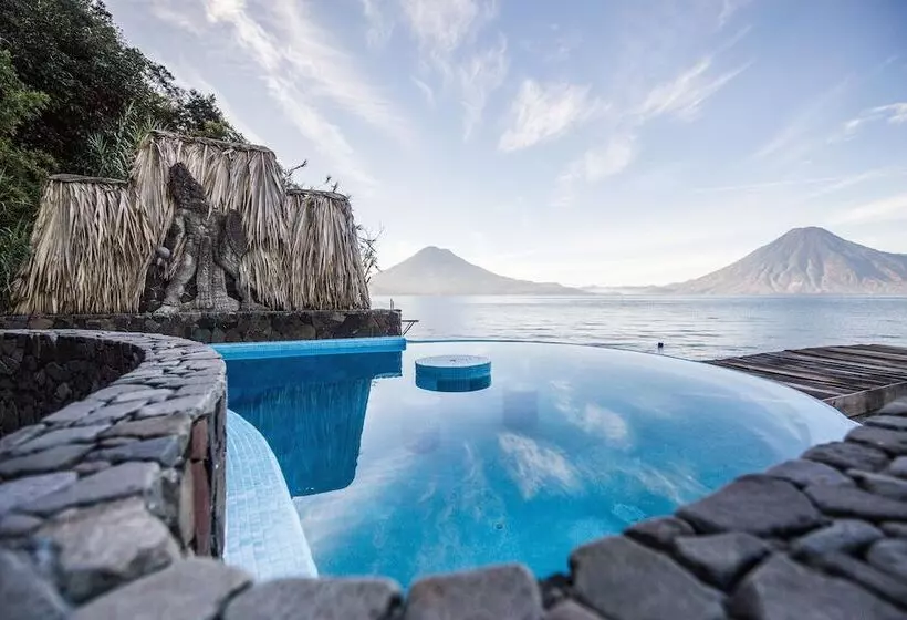 Laguna Lodge Eco Resort & Nature Reserve