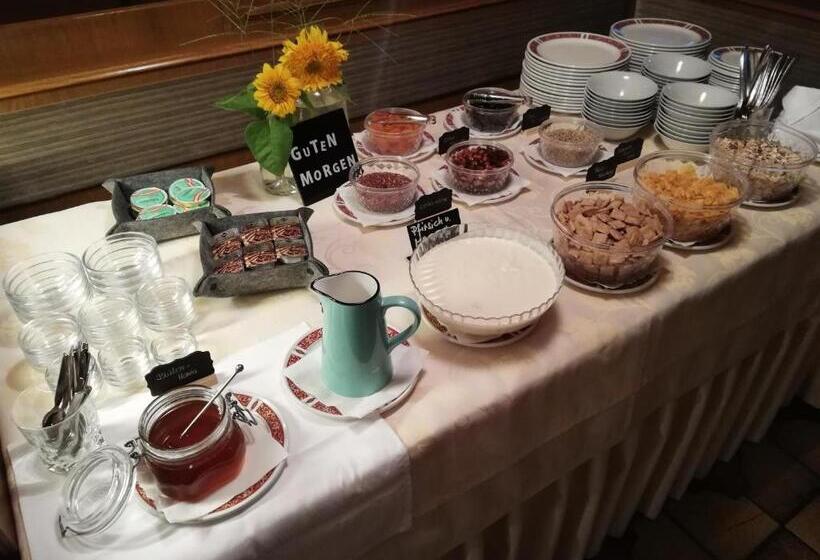 ペンション Gasthof Ochsen