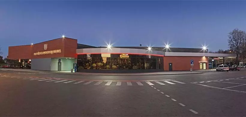 پانسیون Guest House Poilsis Jums