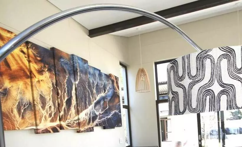 پانسیون The Elegant Guesthouse