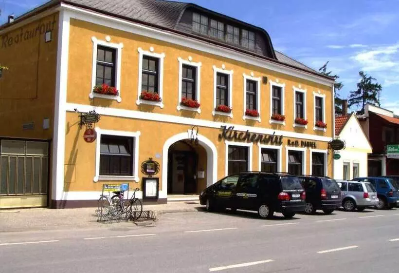 Weinhotel Kirchenwirt
