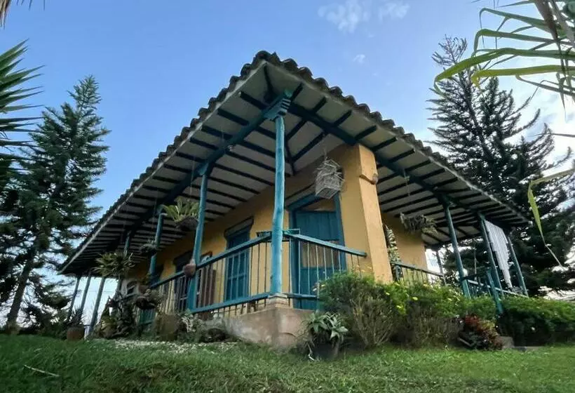 Finca Cocuyal Hospedaje Típico Paisa