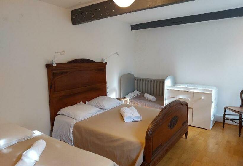 La Cambuse Des Gones Gîte 3 Chambres