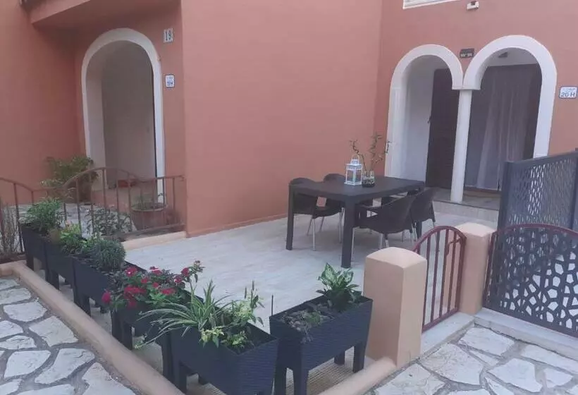 Bungalow En Cala Manzanera Calpe