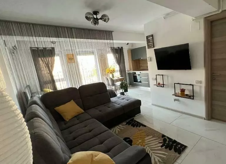 Yellow Studios Constanta