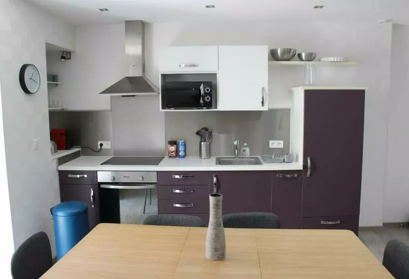 Joli 2 Pièces Avec Cour Privée