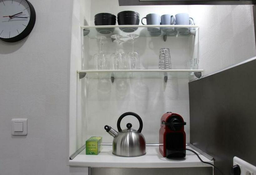 Joli 2 Pièces Avec Cour Privée