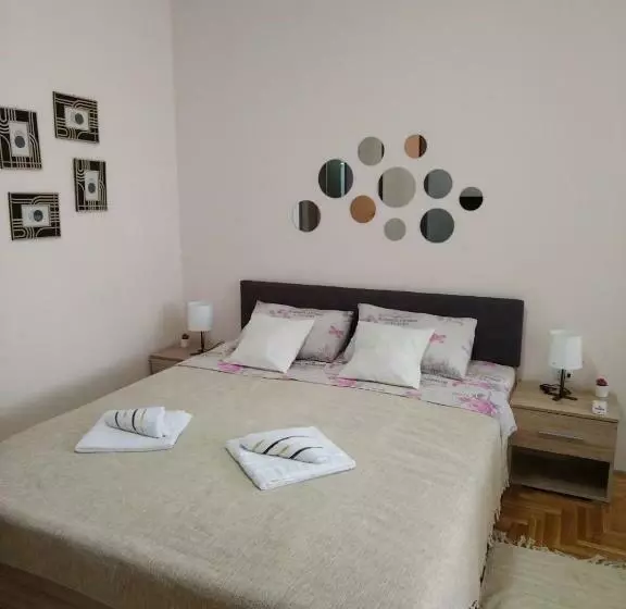 Apartman Studio Tea Su