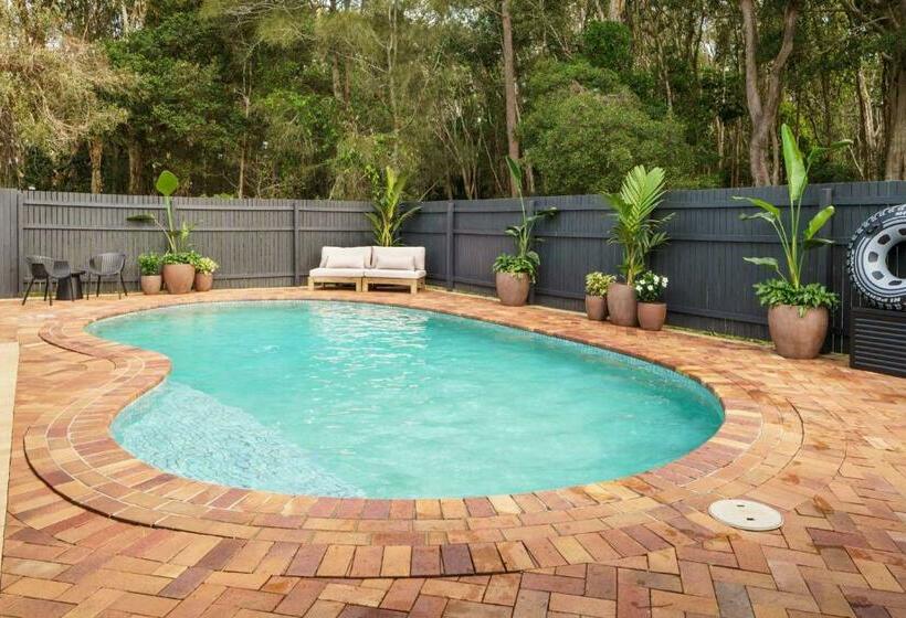 Coolum Family Hideaway With Pool, Sauna & Ice Bath