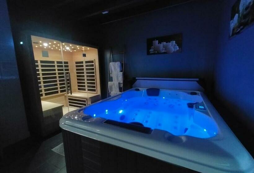 Le Domaine Des Biches