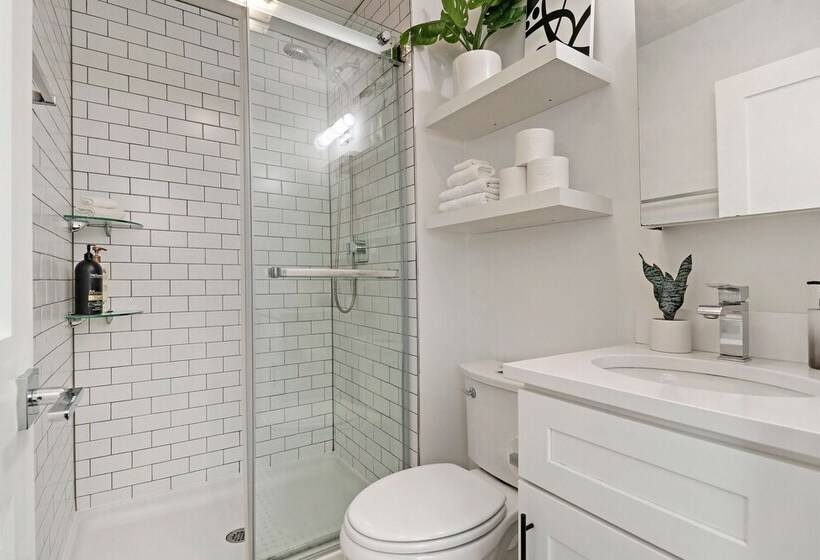 Nice & Comfy Studio Apt In Uptown