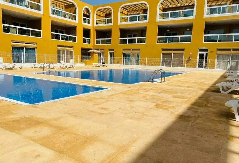 Faro Beach&pool