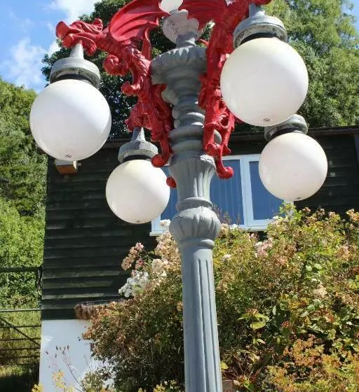 Poplar Lodge, Dee Valley Stays   Cosy Microlodge With Detached Private Shower & Wc