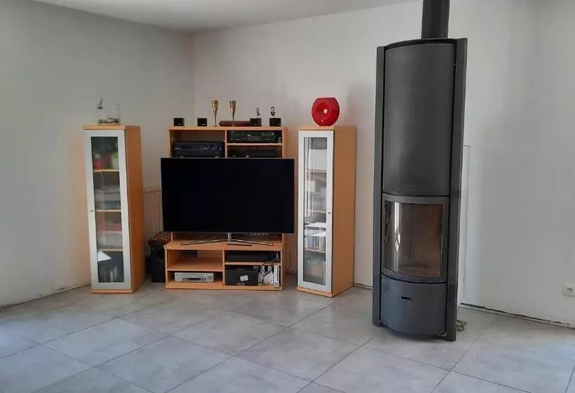 Villa 6 Min Toulouse 130 M2 6 Personnes Jardin 1000m2 Arbres Terrasses