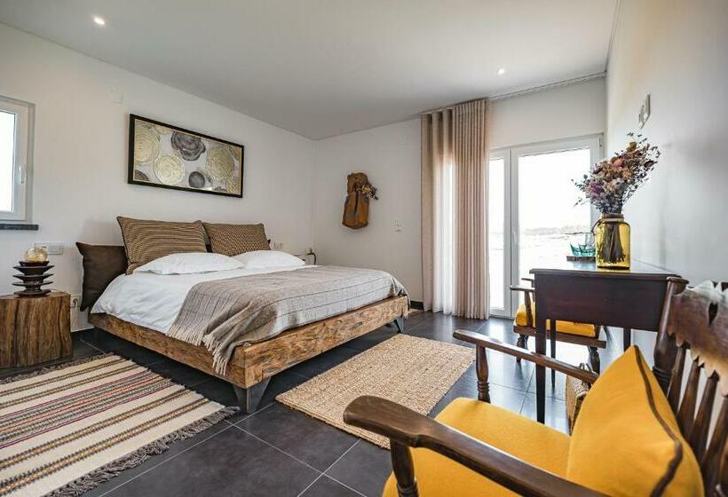 Advania Country House