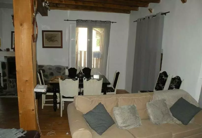 Grande Maison Familiale