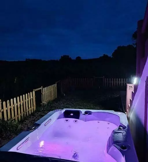 Le Repos De Pont Calleck Avec Jacuzzi