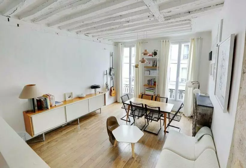 Lovely 2 Bedroom In The Heart Of Paris