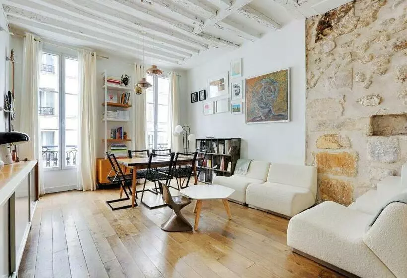 Lovely 2 Bedroom In The Heart Of Paris