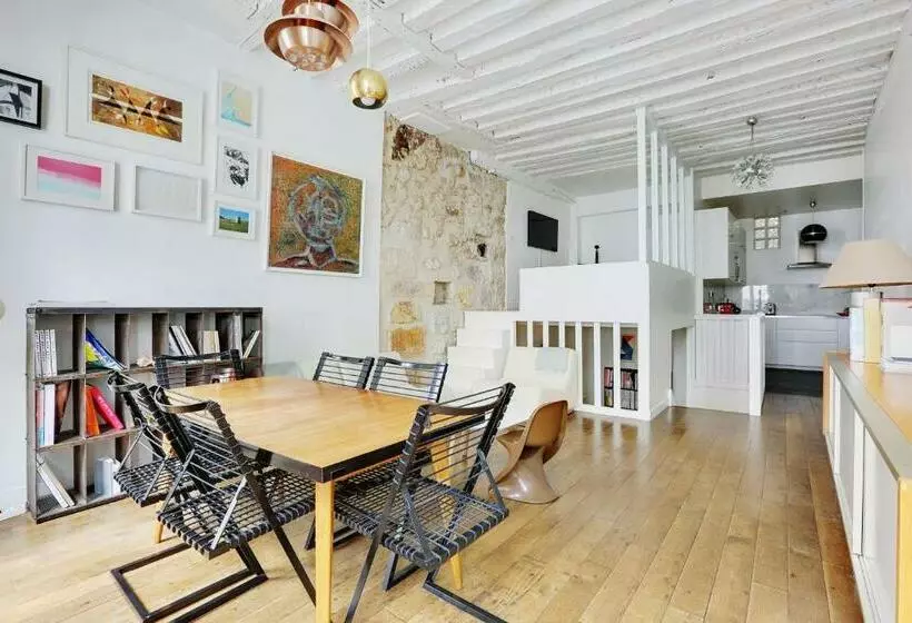 Lovely 2 Bedroom In The Heart Of Paris