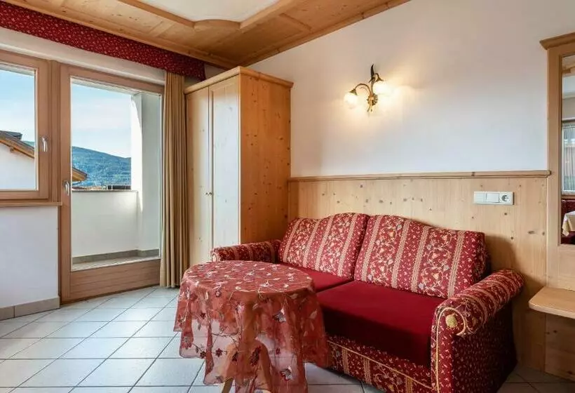 Residence Diana Apartment 101