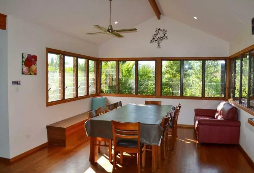 Amaroo   Bring Your Own Linen