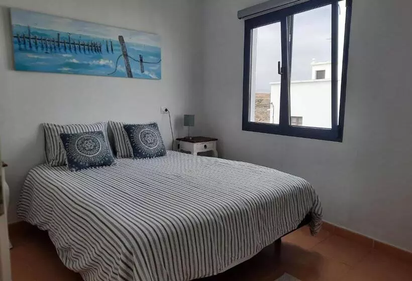 Gran Terraza Con Muy Bonitas Vistas