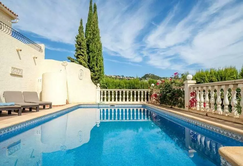 Casa Carolina By Aldertons