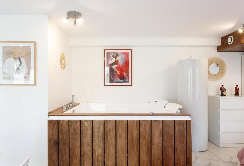 Blanc Mesnil Nid D Amour