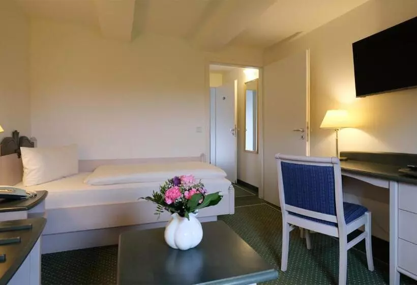 Gutshaus Redewisch Hotel & Restaurant