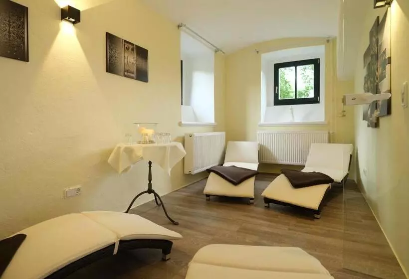 Gutshaus Redewisch Hotel & Restaurant