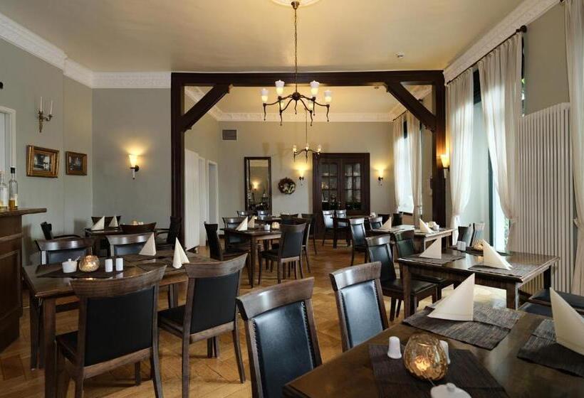 Gutshaus Redewisch Hotel & Restaurant